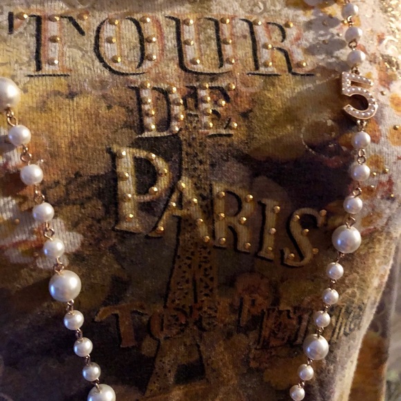 Top - Picture 2 of 7